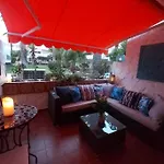 Tropical Garden View With Pool Apartment
