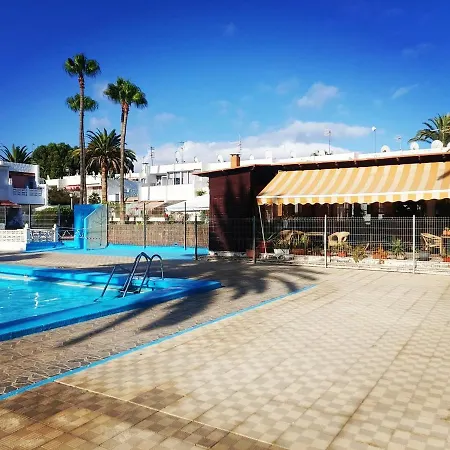 דירה Tropical Garden View With Pool *