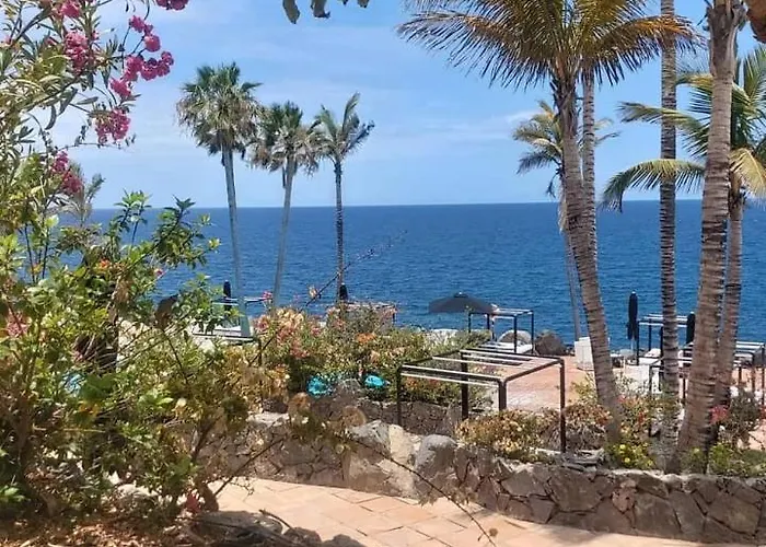 Tropical Garden View With Pool アパート *